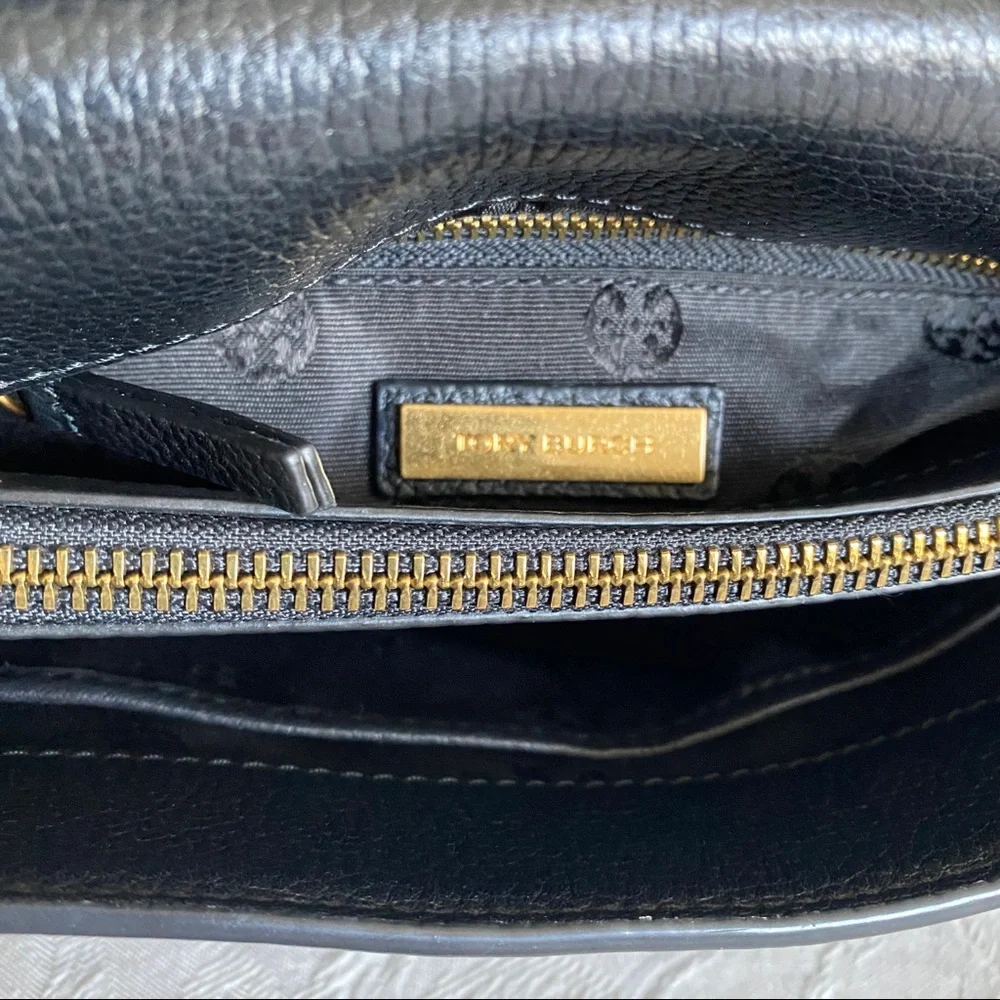 Tory burch black chain strap flap bag